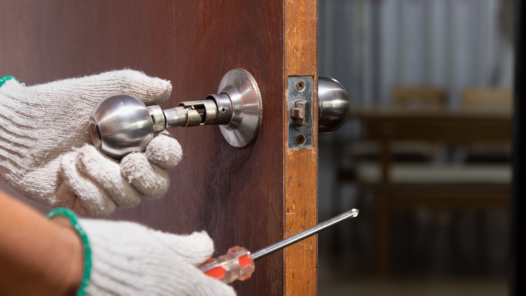 Responsive Home Locksmith Solutions in Lakewood, CA